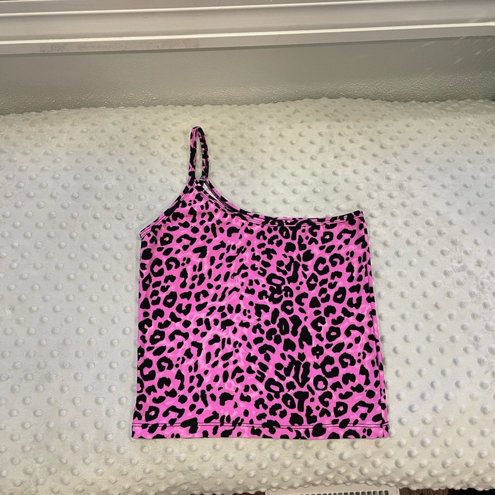 One shoulder crop top